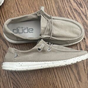 Good condition.  Worn a few times